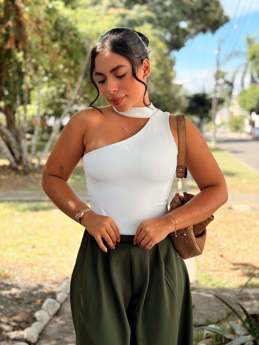 Body One Shoulder