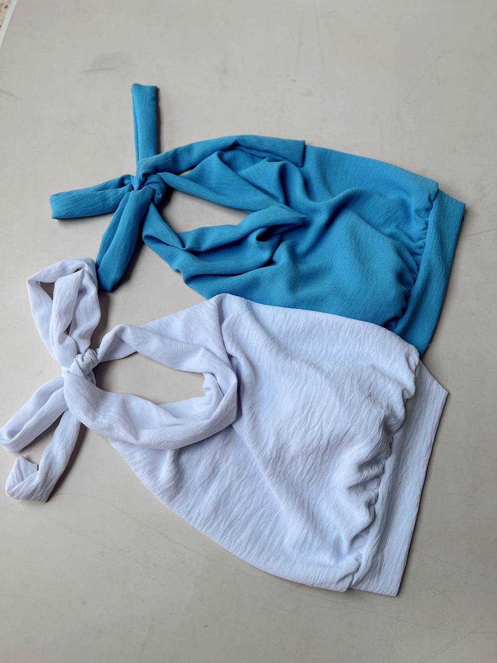 Blusa cowl neck