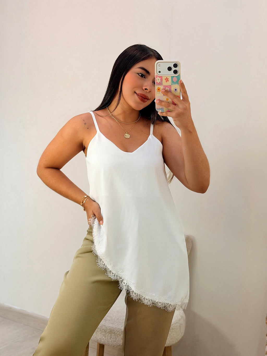Blusa en blonda
