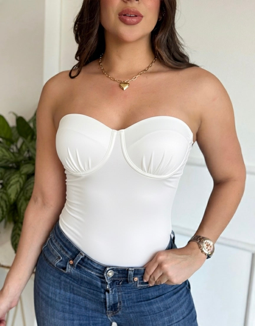 Body Soffia con copas.