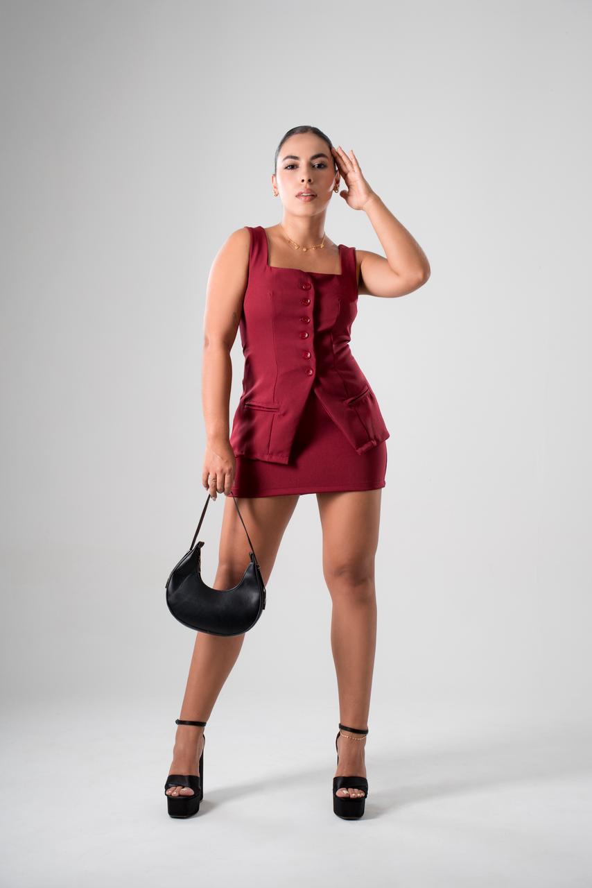 Set falda y blusa.