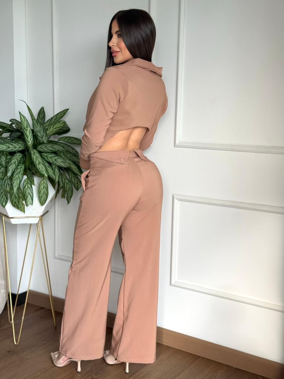 SET Blazer Crop + Pantalón